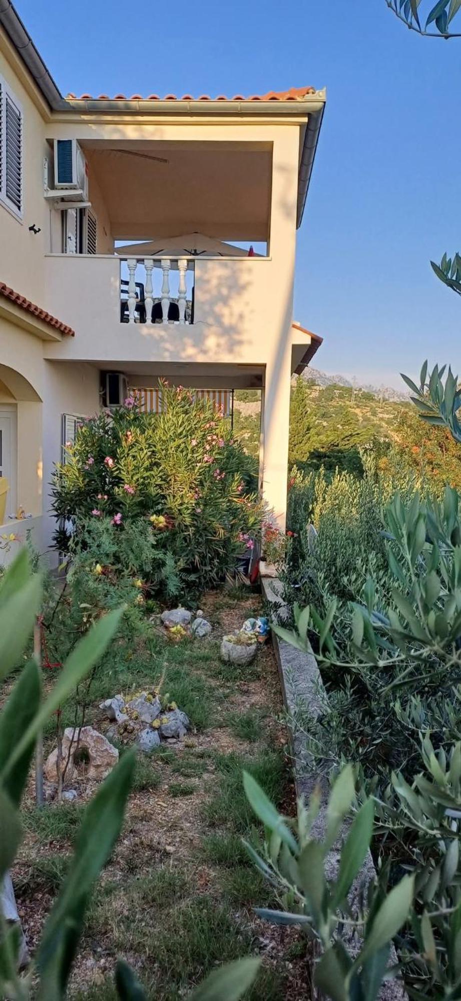 Apartment Mate Starigrad Paklenica Exterior photo